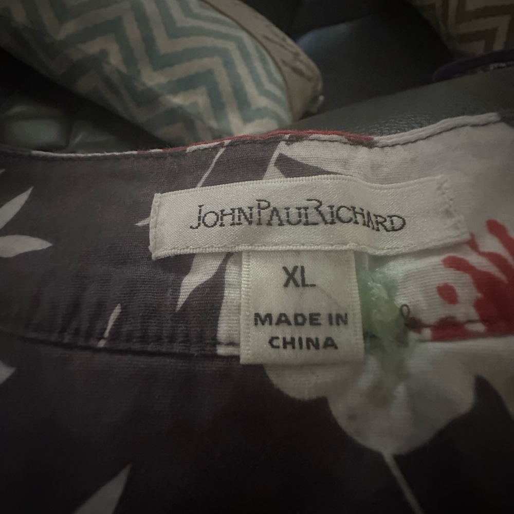 Top - Picture 5 of 5